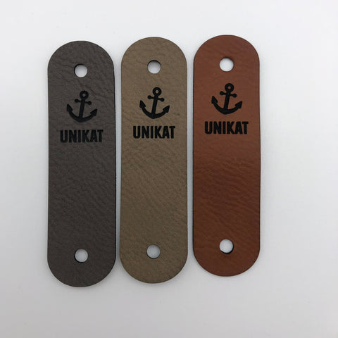 Label "Unikat" mit Anker - verschiedene Farben - CS0003 - Stolz aus Holz